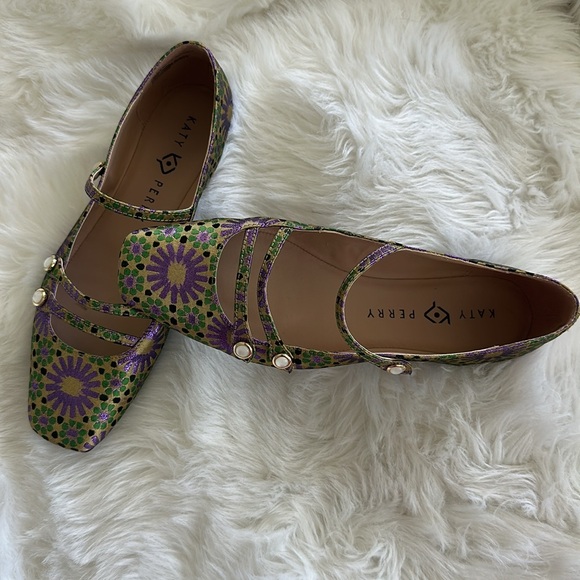 Katy Perry Mary Jane Flats - Picture 2 of 6